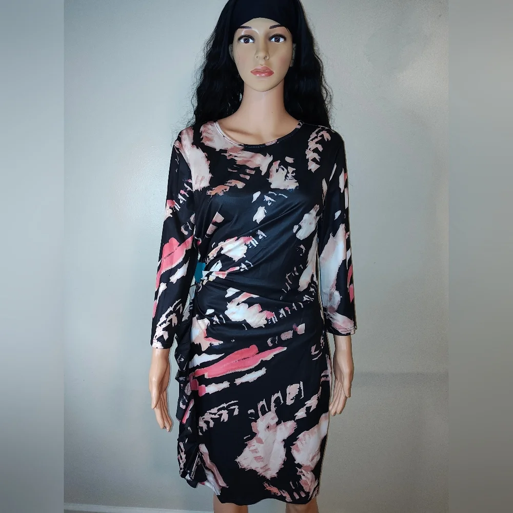 Abstract Print Black Dress - Picture 3 of 4